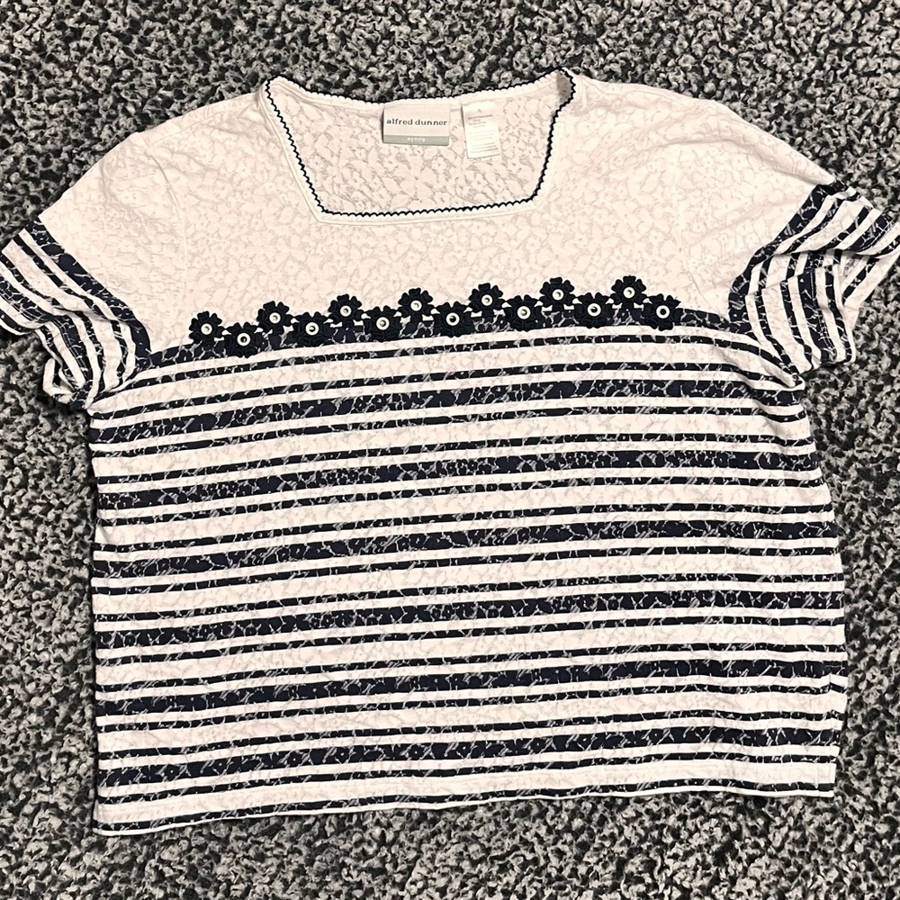 Alfred Dunner Black and White Striped Floral Lace Blouse - Picture 7 of 8